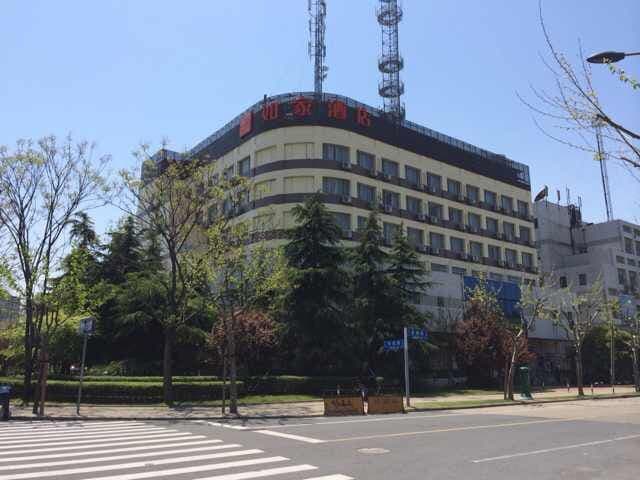 Home Inn (Shanghai New International Expo Centre Zhangjiang High Technology Park Metro Station)