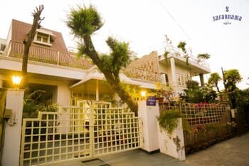 Safarnama Agra