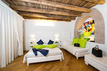 Domus Spagna Capo le Case