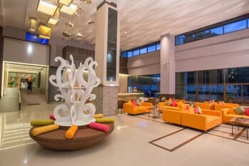 R-Con Wong Amat Suite