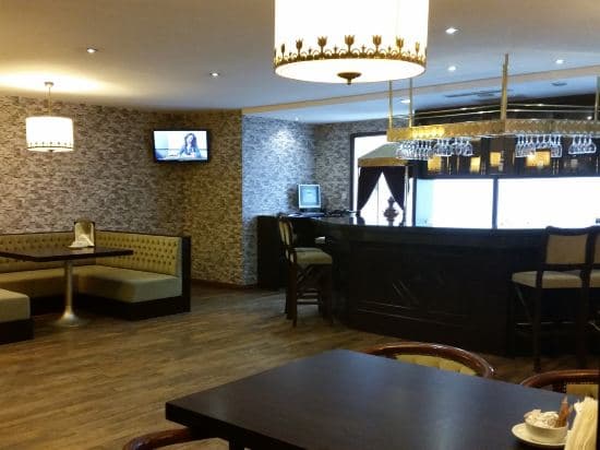 Adela Hotel