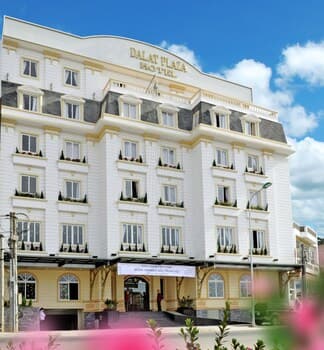 PARK HOTEL DALAT