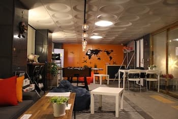 Bunk Guesthouse-Hostel2
