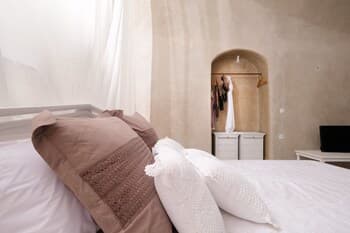 DeltaMi Santorini
