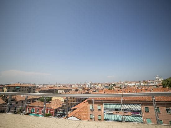 Sunny Terrace Hostel