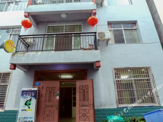 Zhangjiajie Longyin Yashe Chinese Inn