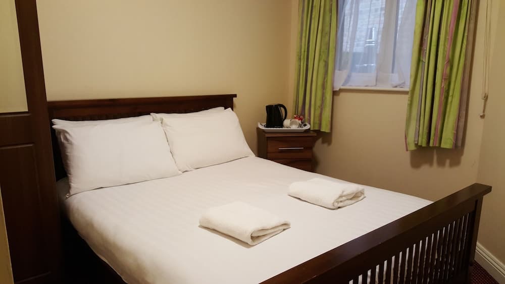 Hazelbrook House B&B