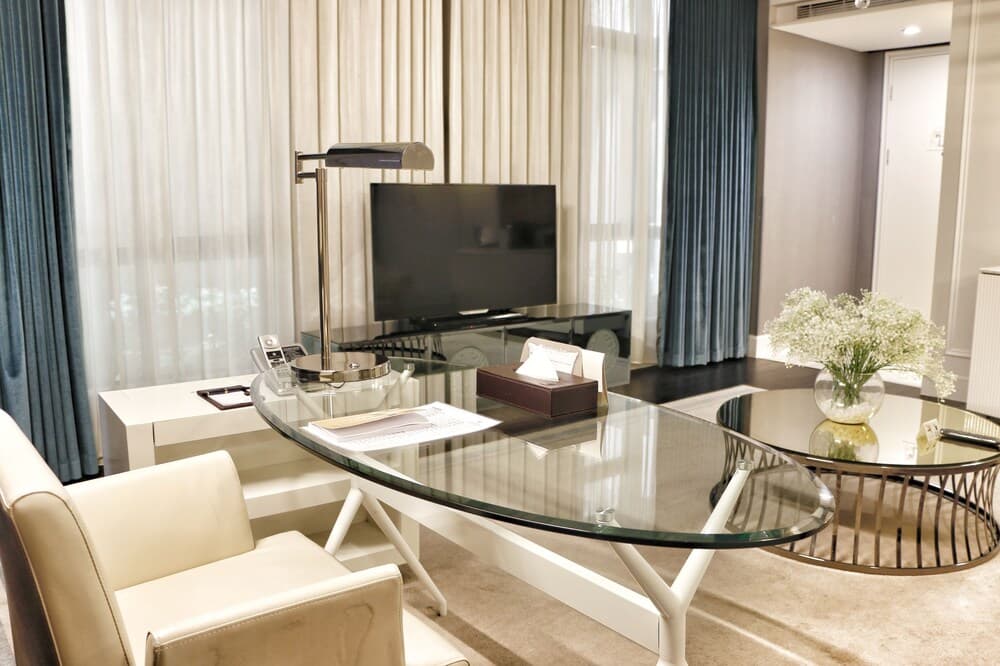 Shanghai Jinjiang Metropolo East Nanjing Road Hotel，Off Bund