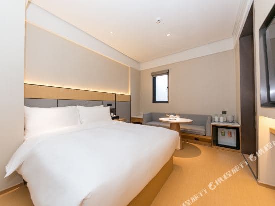 JiHotel