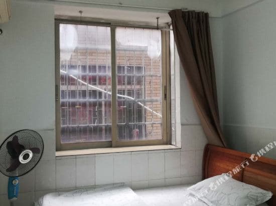 Xinlong Apartment