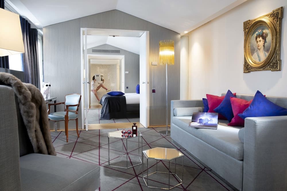 Hôtel de Sers Champs Elysées Paris