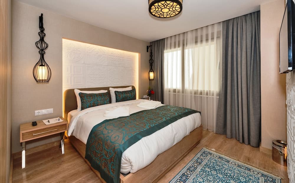Aybar Hotel
