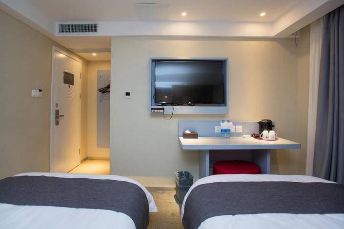 Z Hotel (Shanghai Guangdong Road The Bund)