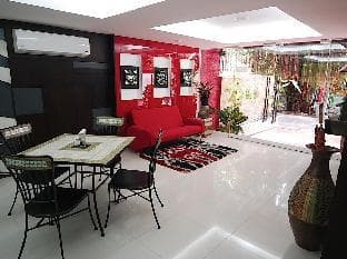 Oasis Inn Bangkok
