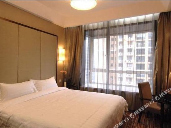 Rayfont Shanghai Nanpu Hotel