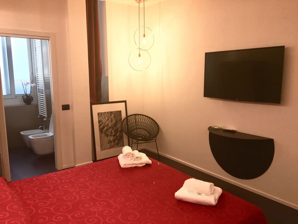 The Boutique Napoli Suite
