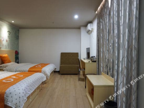 Jixuan Business Hotel