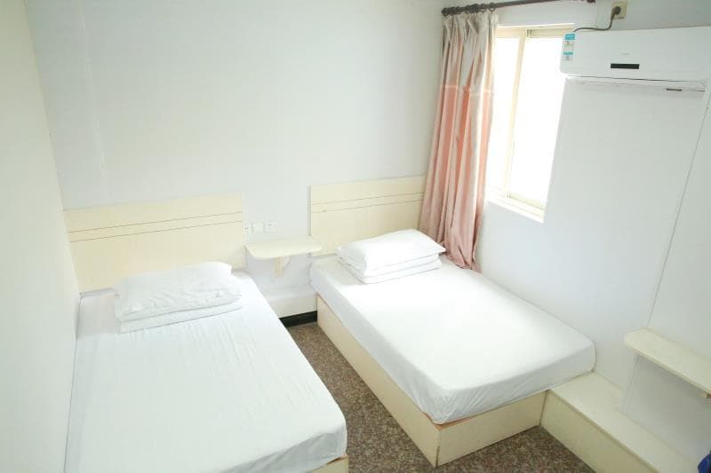 Shanghai Yunlai Hotel