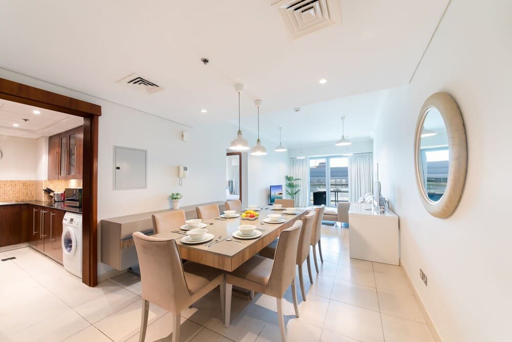 Maison Privee - Sterling Tower West