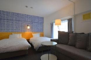 Midi Hotel