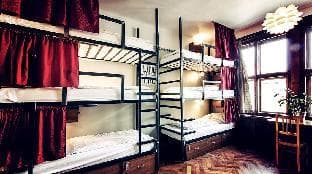 Sir Toby's Hostel