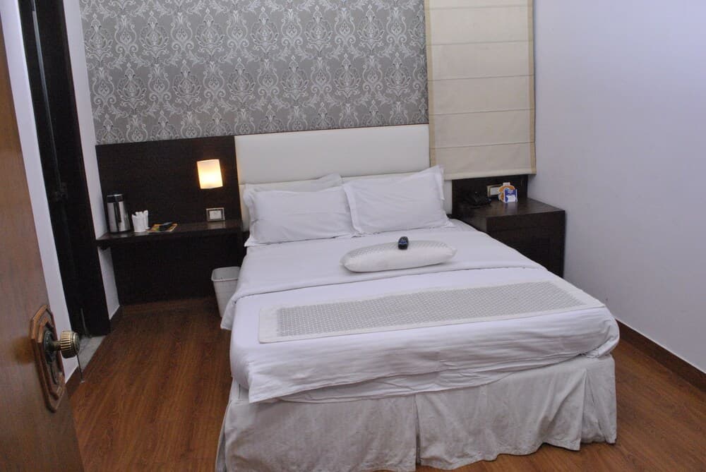 Hotel Jukaso Inn down Town