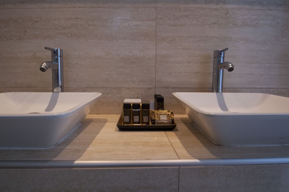 Suntouch Suites ''By Checkin'' - Adults Only