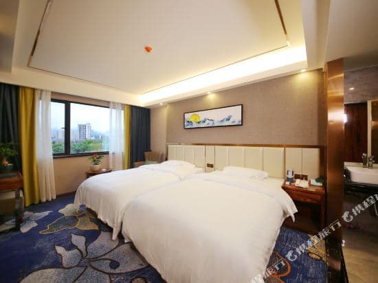 Southern Airlines Four Seasons Like Song Hotel