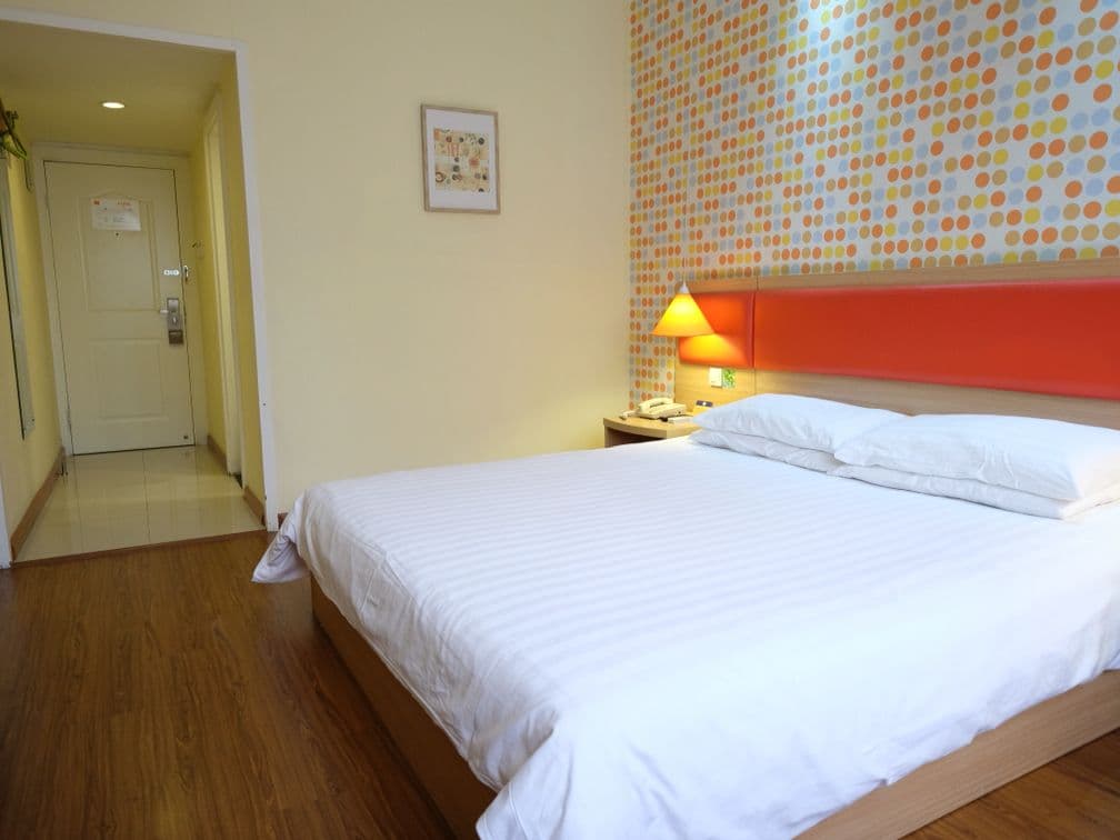 Sushi Select Hotel (Fuzhou Road, Shanghai People's Square)
