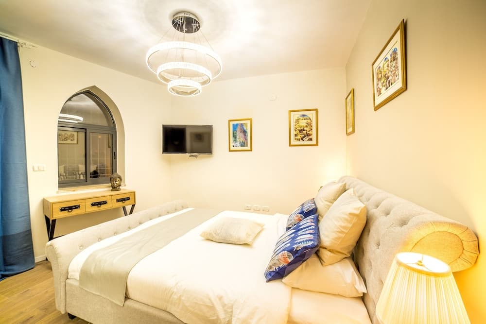 Albi Hotel