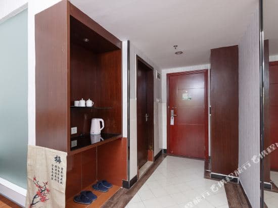 Lis Hotel