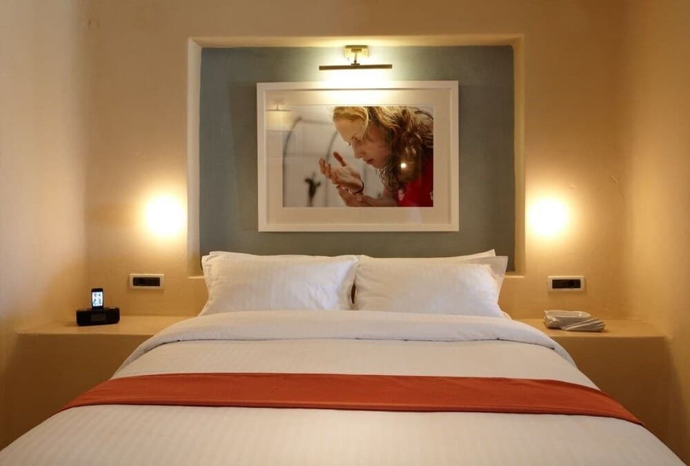 Voreina Gallery Suites