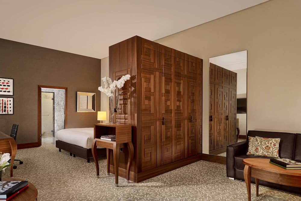 The Ritz-Carlton, Vienna