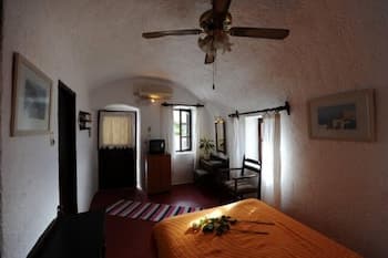 Kavalari Hotel