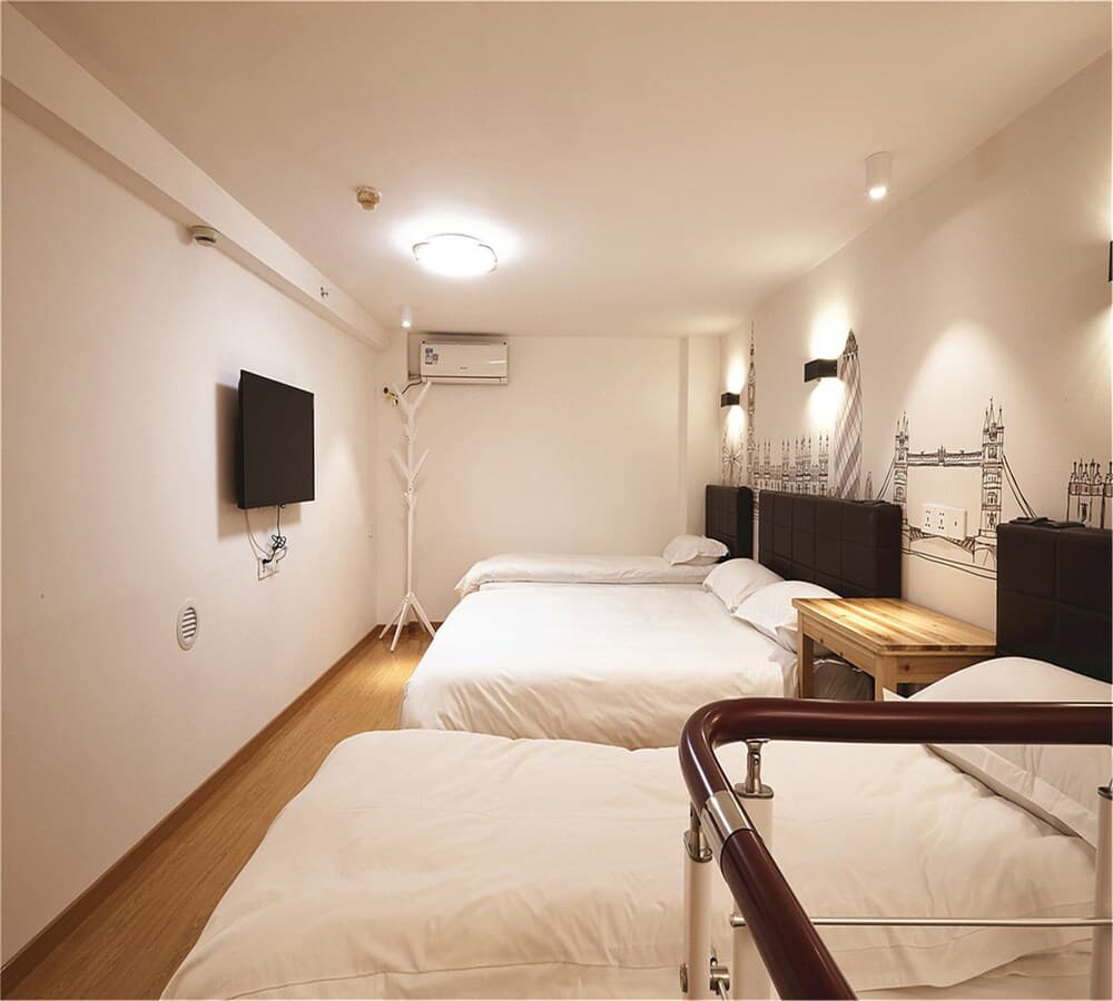 Meego Yes Hotel
