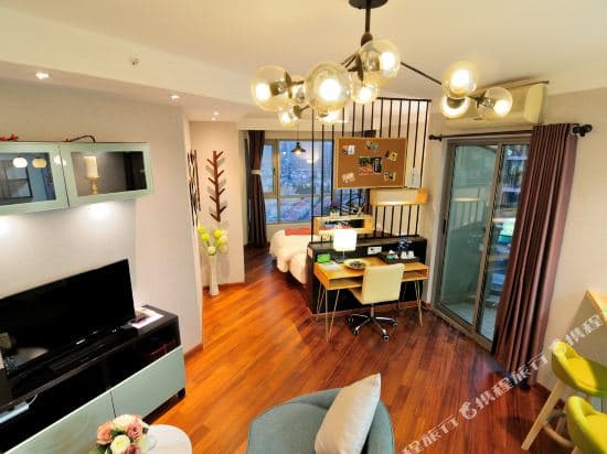 Co-sky Executive Apartments