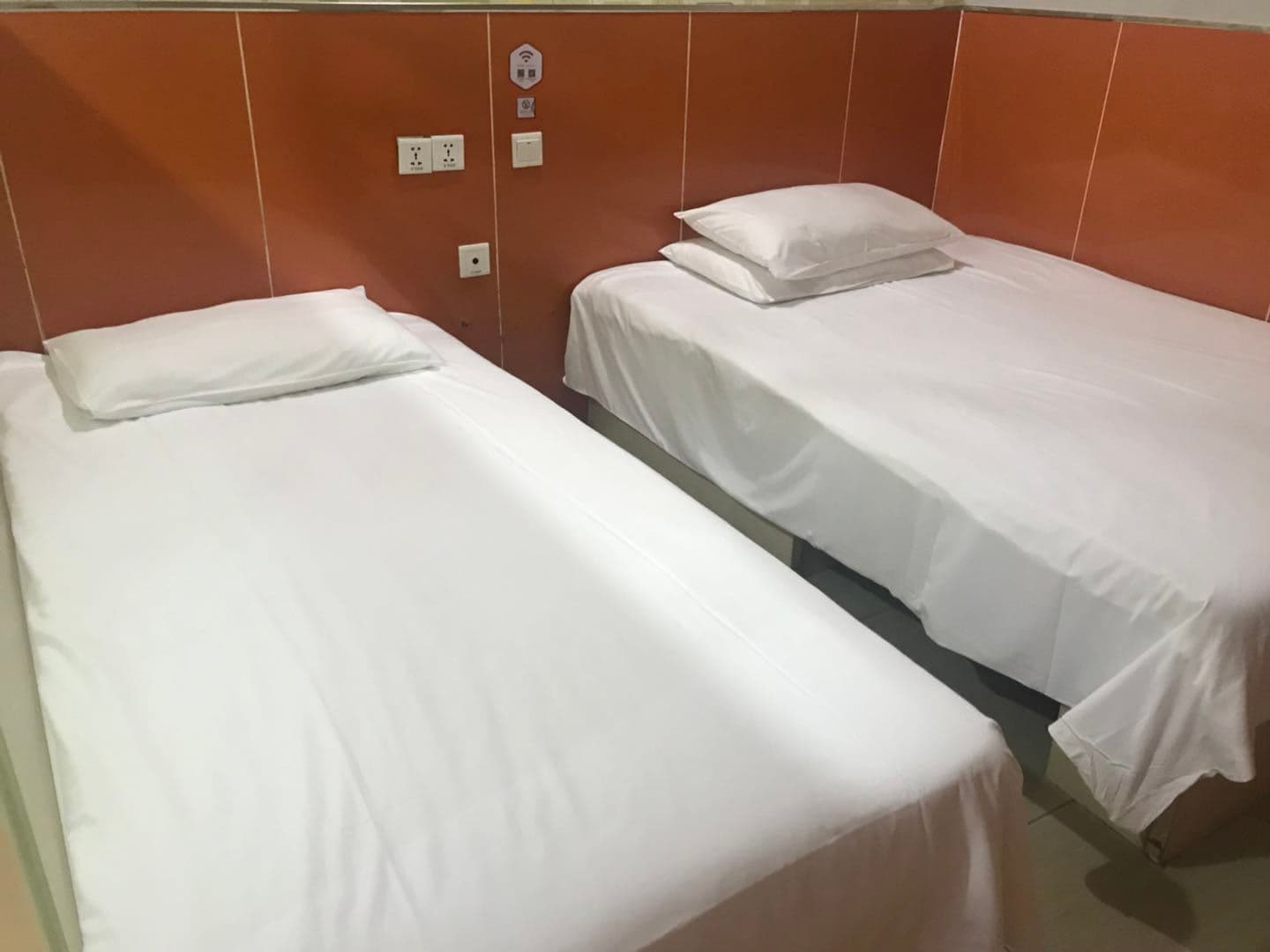 99 Hotel Shanghai Yongnian Road