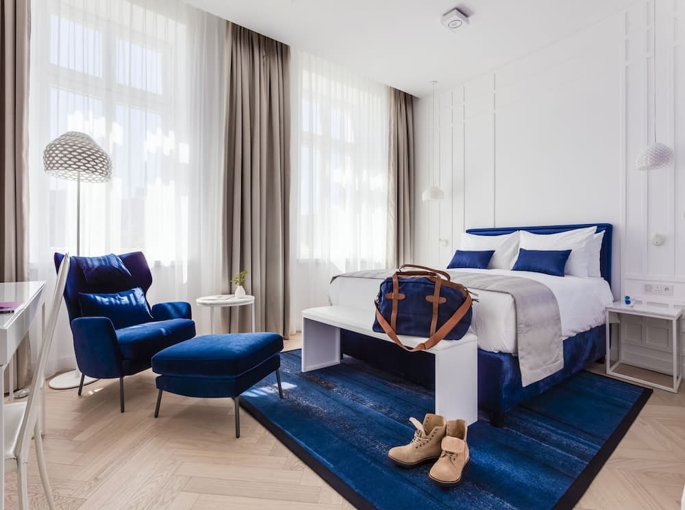 Hotel Indigo Warsaw Nowy Świat, an IHG Hotel