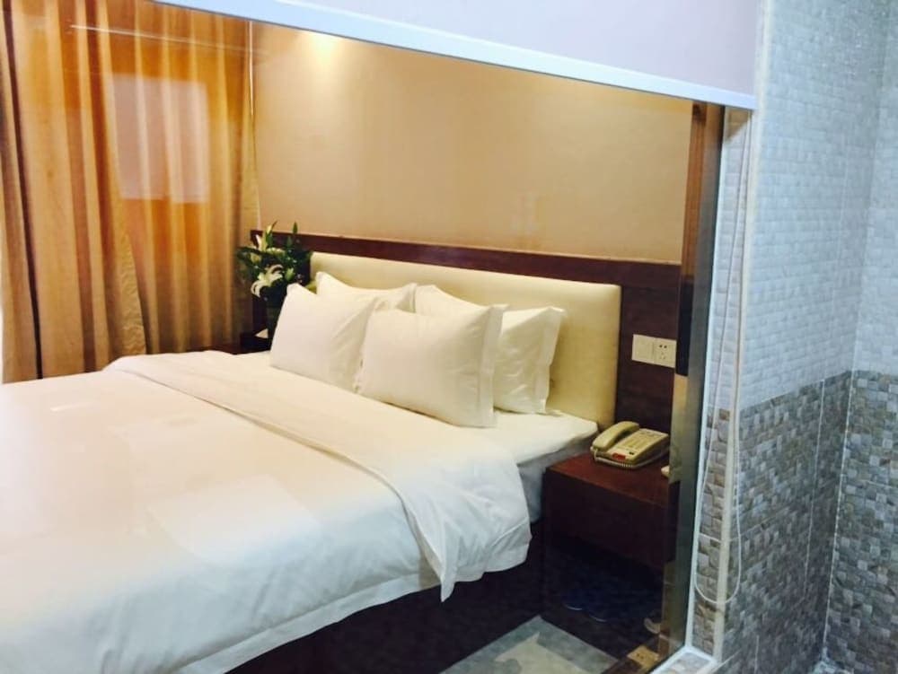 Rongting Business Hotel (Tianhe City, Dongpu, Guangzhou)