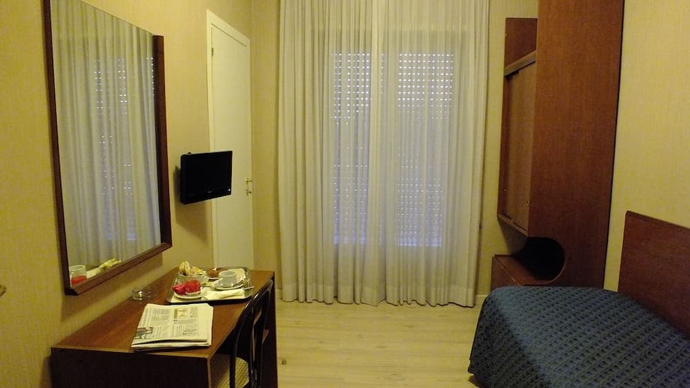 Hotel Consul