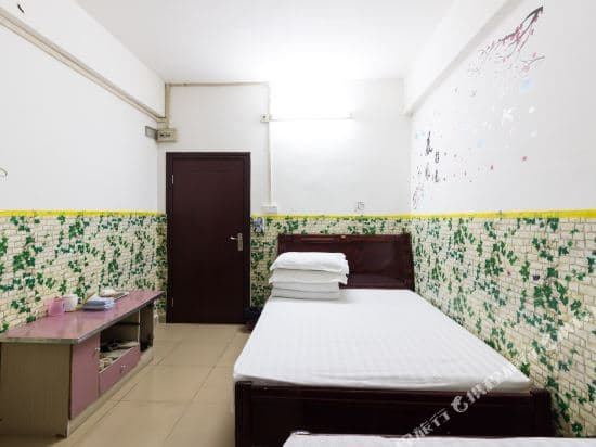 Ruyilou Hostel
