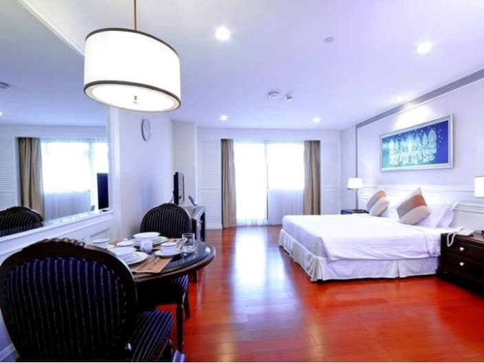 Centre Point Silom