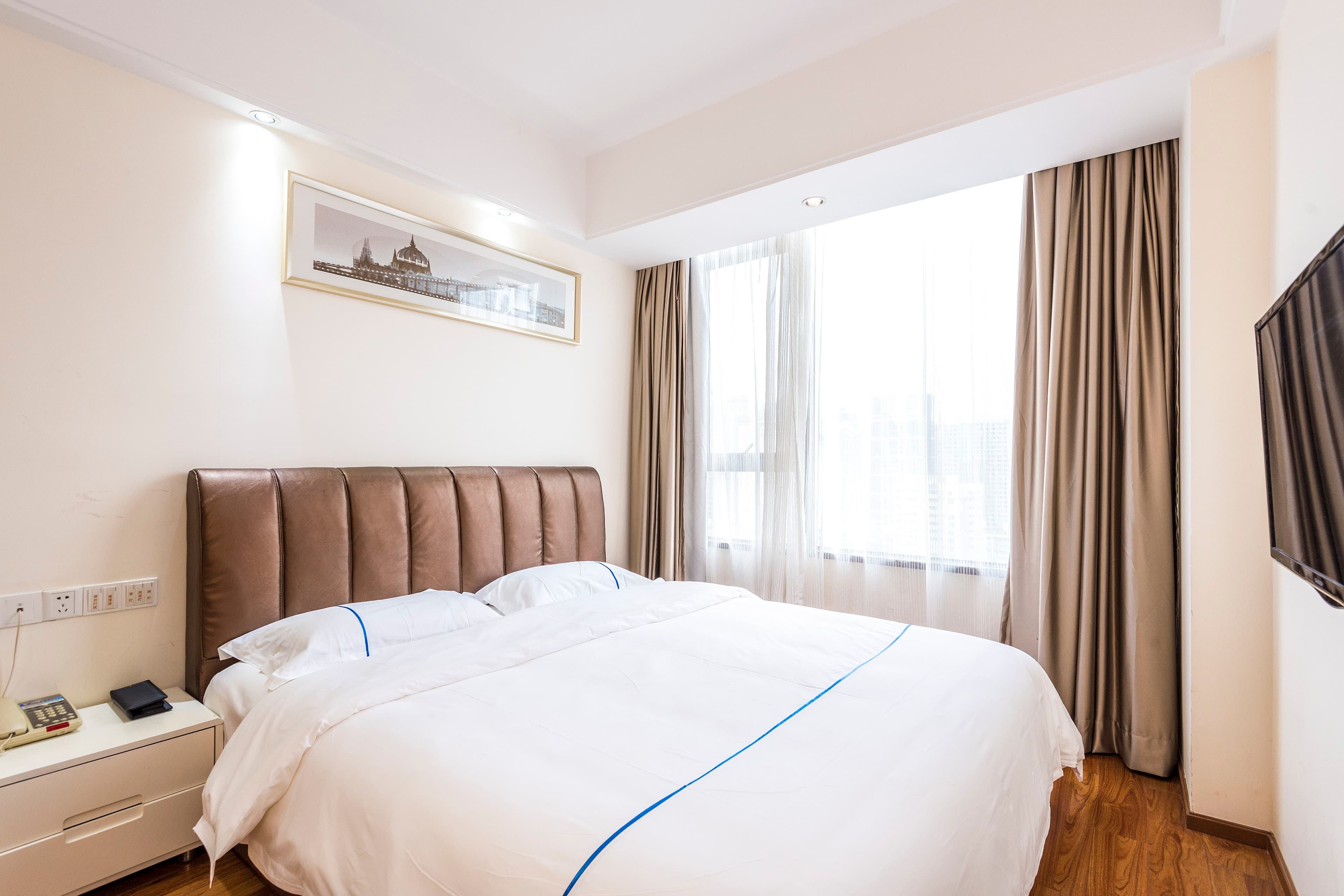 U-Zone Serviced Apartment Hotel (Guangzhou Gangding)
