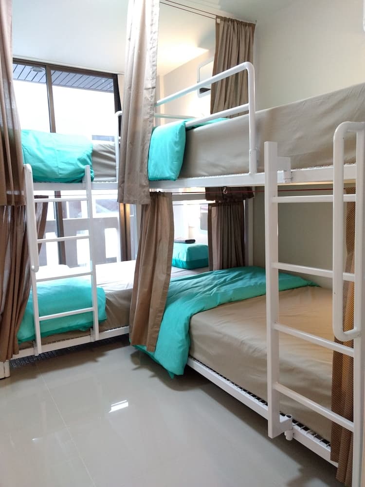 Rama9 Kamin Bird Hostel