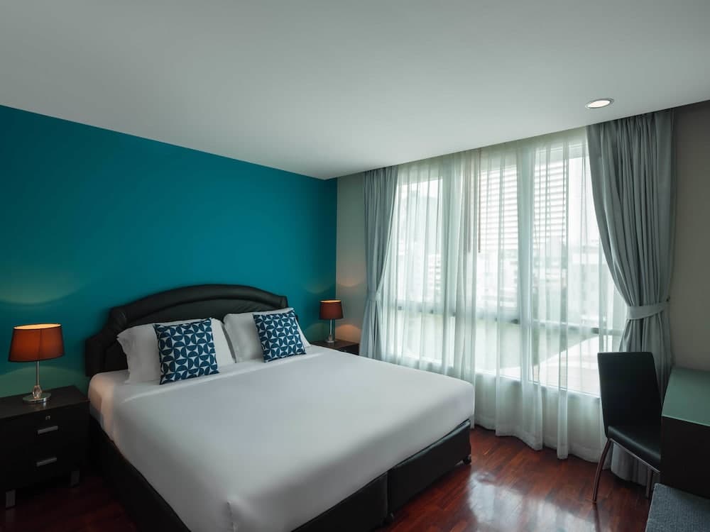 Silom Lofts