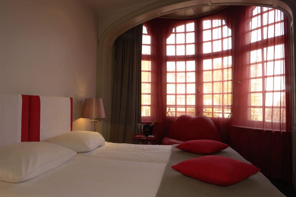 Monty Small Design Hotel