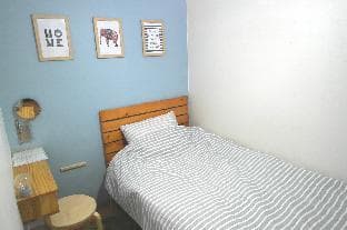 One Minute Guesthouse