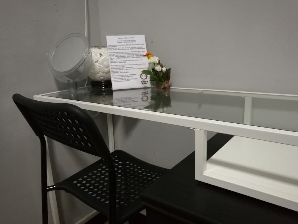 Moumou Hostel