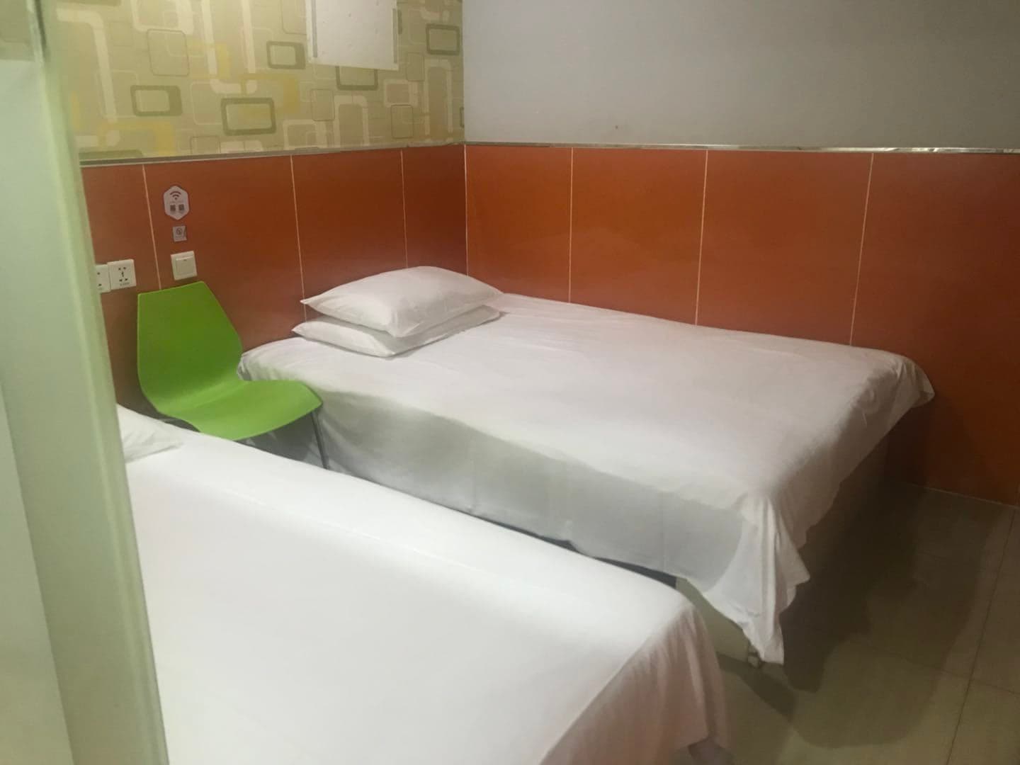 99 Hotel Shanghai Yongnian Road