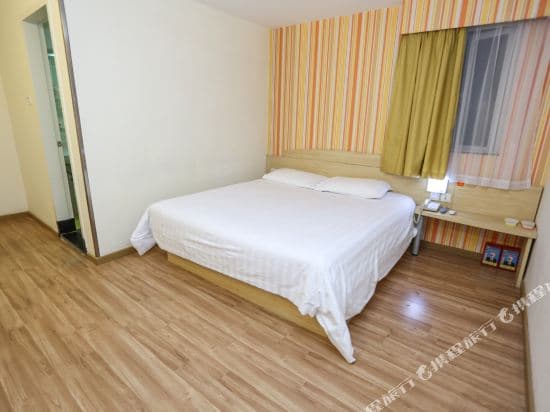 Home Inn (Guangzhou Jiangnanxi Metro Station, Wangguo Outlets)